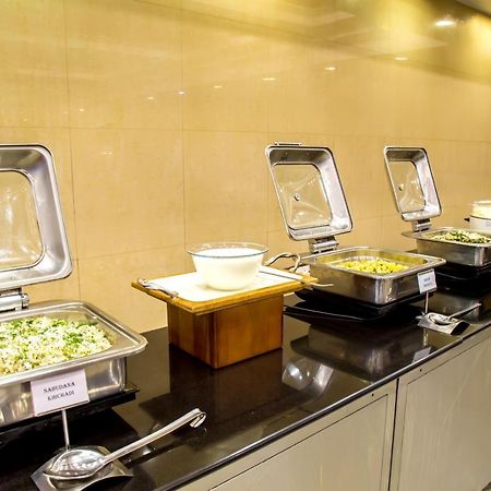 Hotel Tip Top Plaza Thane Dış mekan fotoğraf