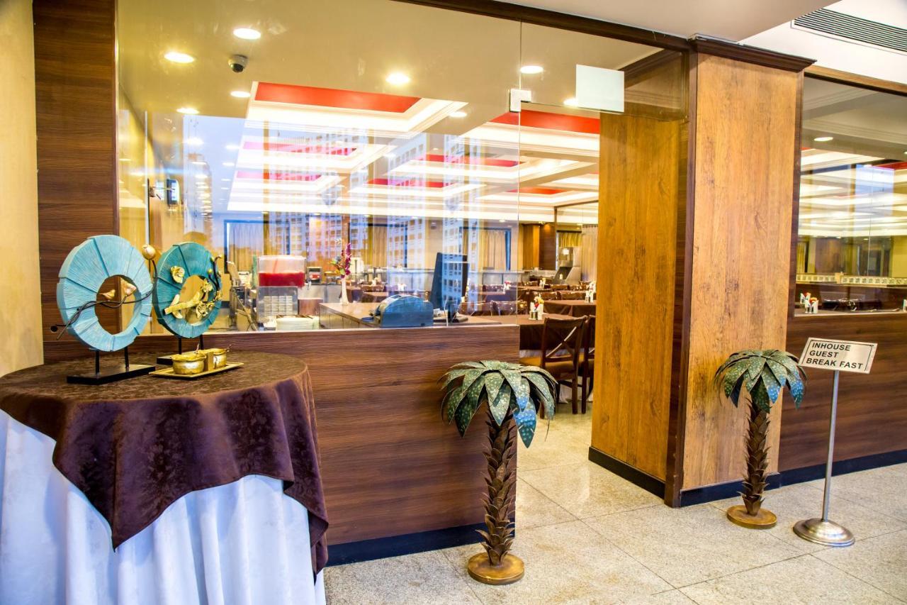 Hotel Tip Top Plaza Thane Dış mekan fotoğraf